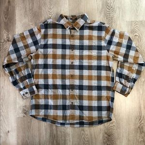 Eddie Bauer Super Soft Plaid Flannel Button Down
